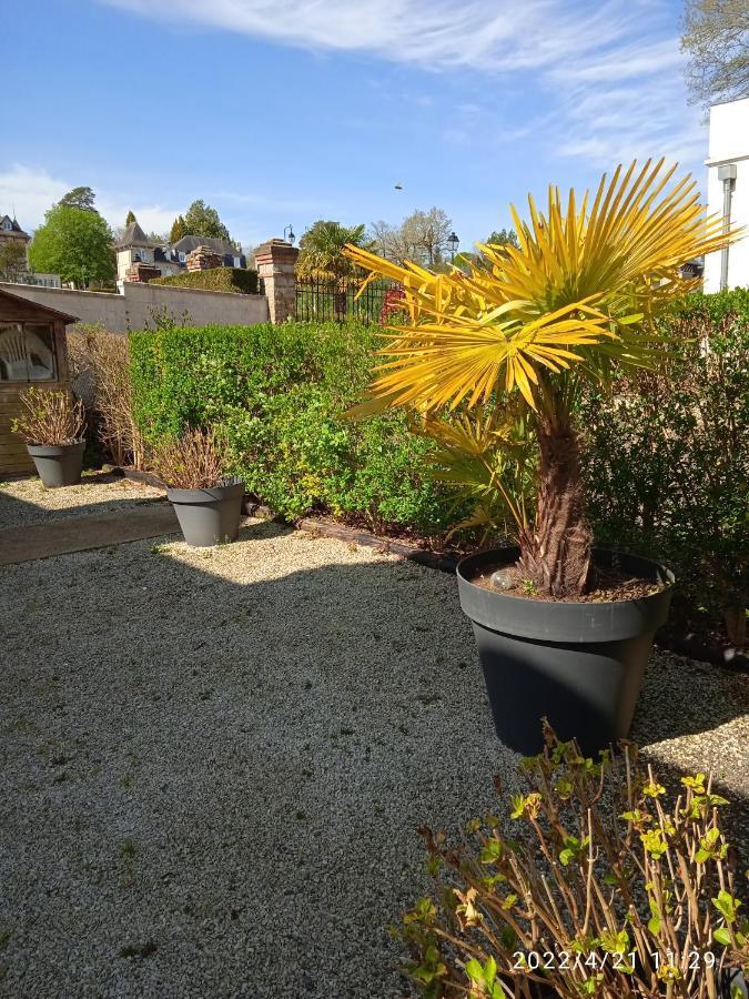 Studio 10, Tres Bien Place, Parking Wifi Gratuit Bagnoles de l'Orne Normandie Екстериор снимка