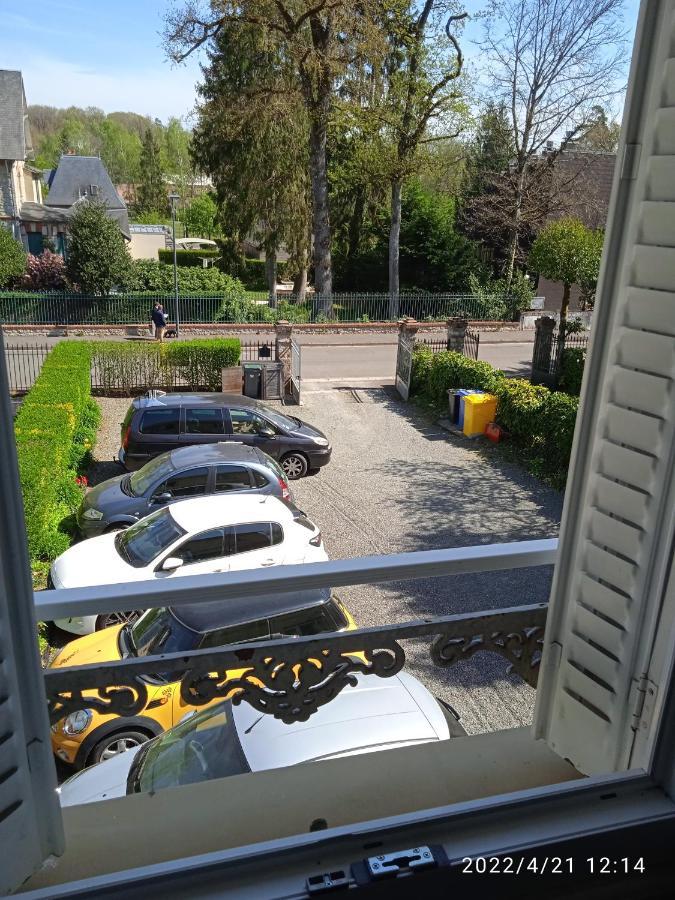 Studio 10, Tres Bien Place, Parking Wifi Gratuit Bagnoles de l'Orne Normandie Екстериор снимка