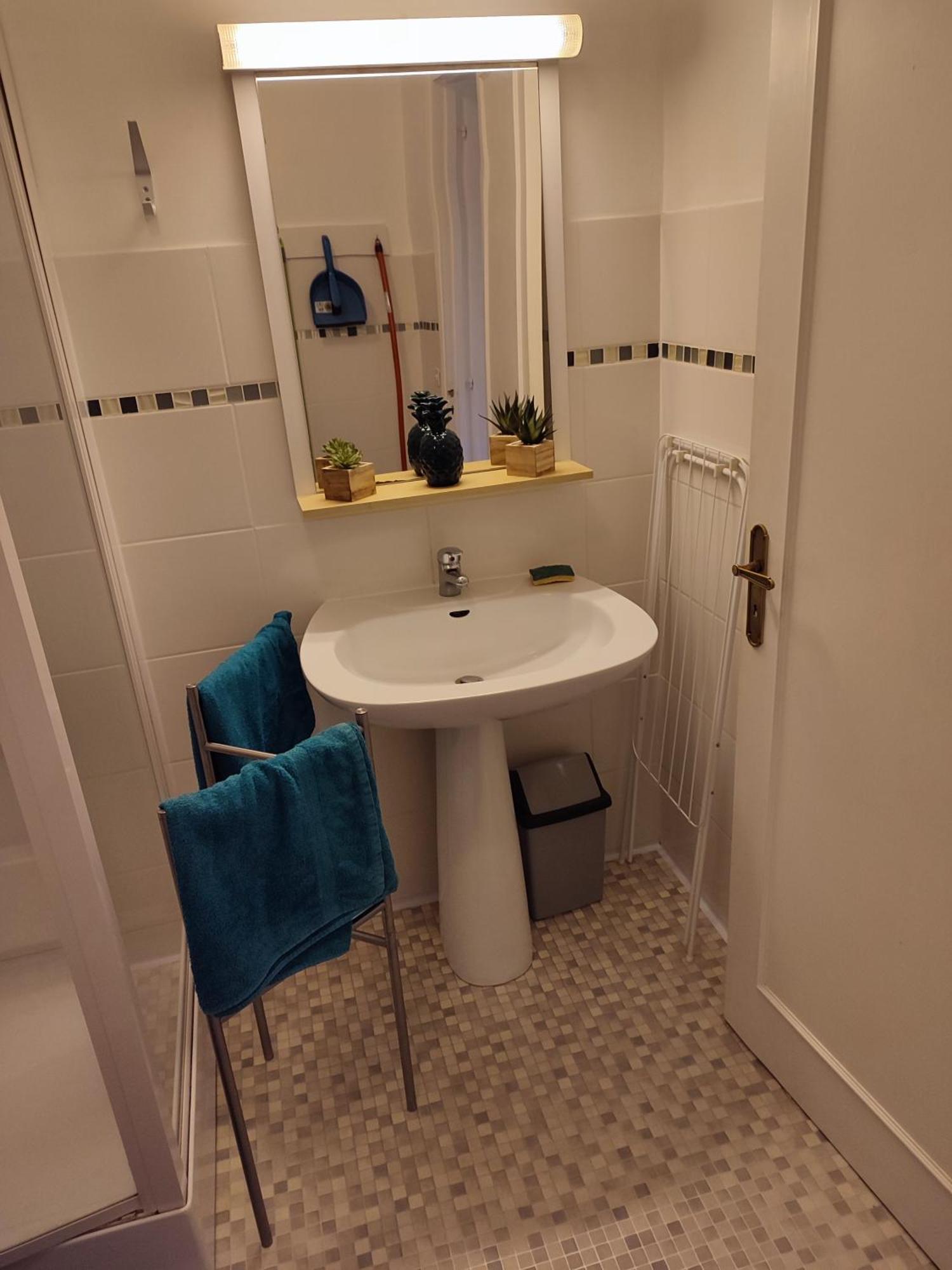 Studio 10, Tres Bien Place, Parking Wifi Gratuit Bagnoles de l'Orne Normandie Екстериор снимка